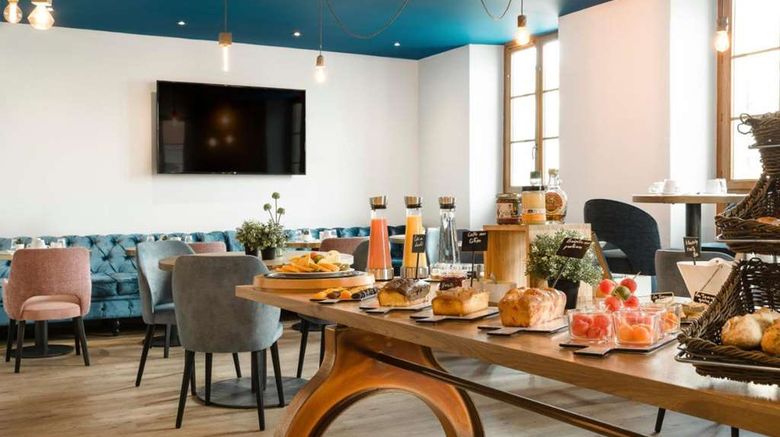 <b>Grand Hotel de la Gare Restaurant</b>. Images powered by <a href="https://iceportal.shijigroup.com/" title="IcePortal" target="_blank">IcePortal</a>.