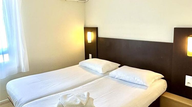 Fasthotel Reims Room