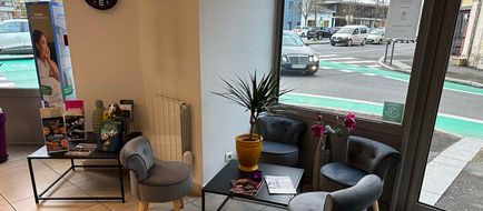 Brit Hotel Confort Nevers Centre Gare Lobby