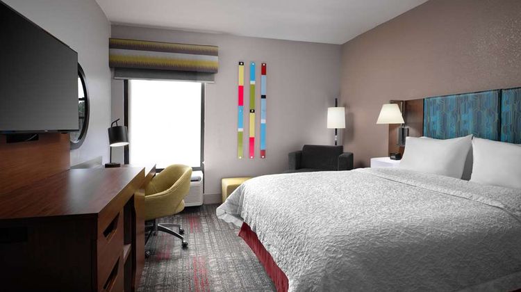 Best Western Plus Clinton/Jackson Room