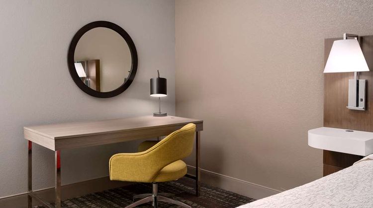 Best Western Plus Clinton/Jackson Room