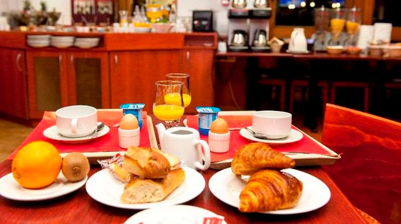 <b>Brit Hotel Agen L'Aquitaine Restaurant</b>. Images powered by <a href="https://iceportal.shijigroup.com/" title="IcePortal" target="_blank">IcePortal</a>.