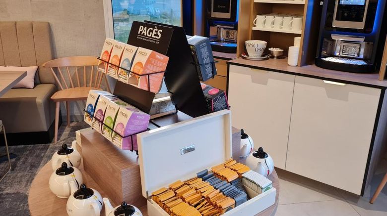 <b>Brit Hotel Orleans Antares Restaurant</b>. Images powered by <a href="https://iceportal.shijigroup.com/" title="IcePortal" target="_blank">IcePortal</a>.
