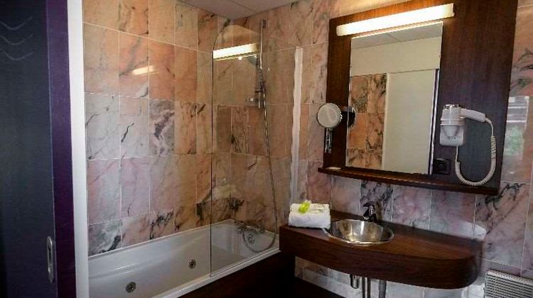 Brit Hotel Rennes - Le Castel Room