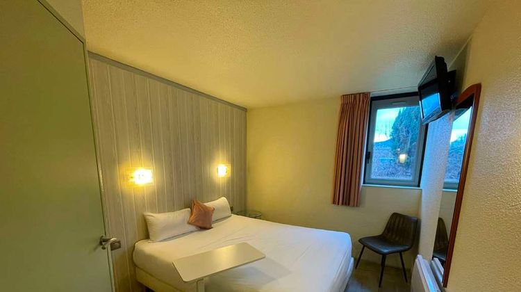 Brit Hotel Chambery Room