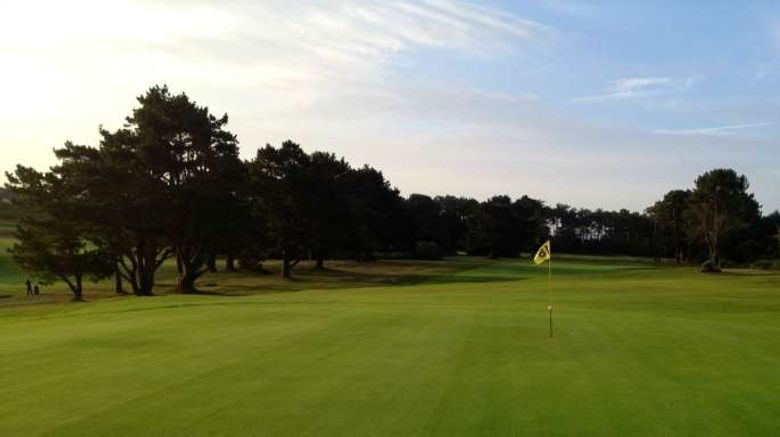 <b>Brit Hotel–Saint-Samson Golf Hotel Golf</b>. Images powered by <a href="https://iceportal.shijigroup.com/" title="IcePortal" target="_blank">IcePortal</a>.