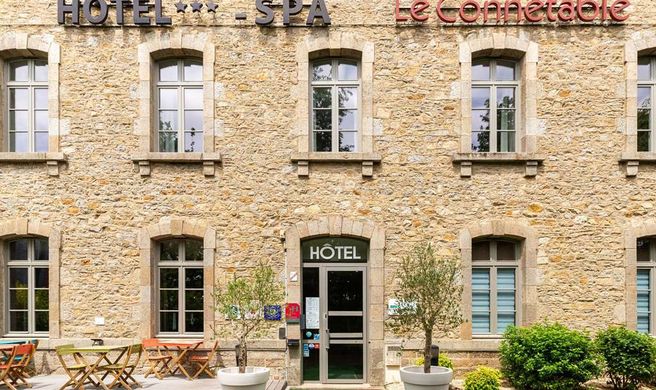 Brit Hotel Le Connectable Exterior