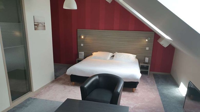 <b>Brit Hotel Le Connectable Room</b>. Images powered by <a href="https://iceportal.shijigroup.com/" title="IcePortal" target="_blank">IcePortal</a>.