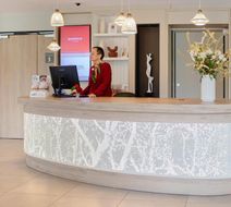 Brit Hotel La Beaujoire Lobby
