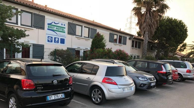 <b>Brit Hotel Plaisance Exterior</b>. Images powered by <a href="https://iceportal.shijigroup.com/" title="IcePortal" target="_blank">IcePortal</a>.