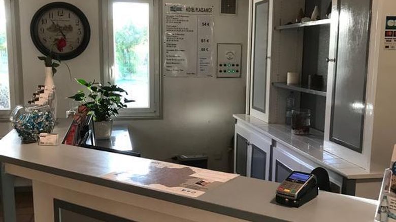 <b>Brit Hotel Plaisance Lobby</b>. Images powered by <a href="https://iceportal.shijigroup.com/" title="IcePortal" target="_blank">IcePortal</a>.