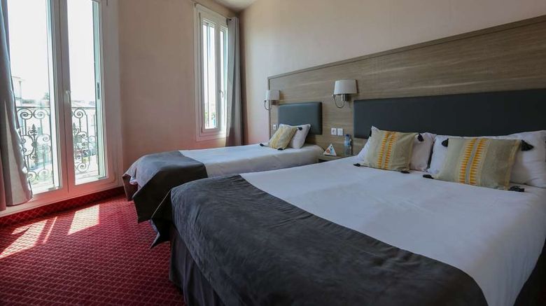 <b>Brit Hotel Bleu Nuit Room</b>. Images powered by <a href="https://iceportal.shijigroup.com/" title="IcePortal" target="_blank">IcePortal</a>.