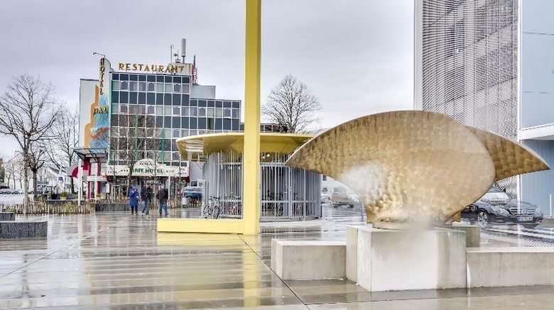<b>Brit Hotel Saint-Nazaire Center Gare Exterior</b>. Images powered by <a href="https://iceportal.shijigroup.com/" title="IcePortal" target="_blank">IcePortal</a>.