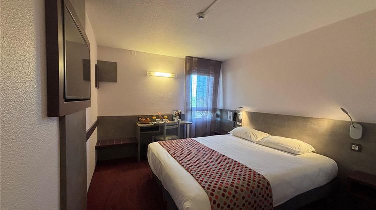 Brit Hotel Le Mans Nord Room