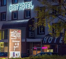 Brit Hotel Le Cheops Tours Exterior