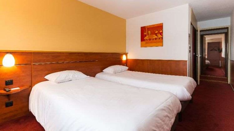Brit Hotel Rennes Cesson - Le Floral Room
