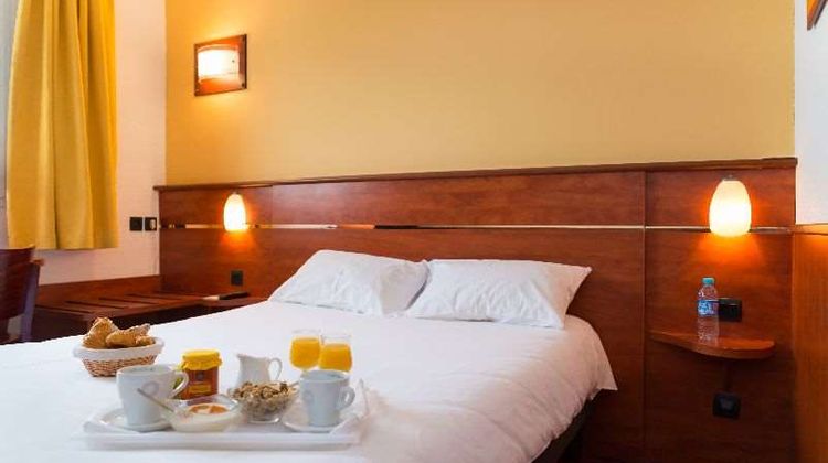 Brit Hotel Rennes Cesson - Le Floral Room