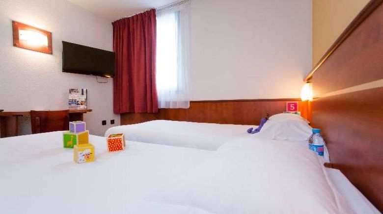<b>Brit Hotel Rennes St Gregoire Room</b>. Images powered by <a href="https://iceportal.shijigroup.com/" title="IcePortal" target="_blank">IcePortal</a>.