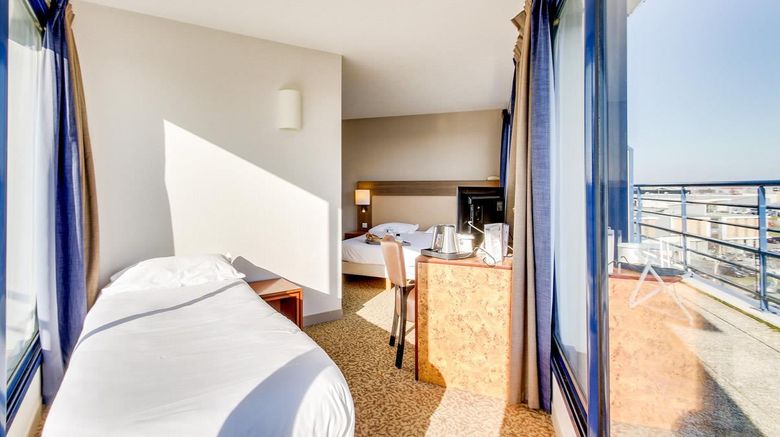 <b>Brit Hotel Saint Malo - Le Transat Room</b>. Images powered by <a href="https://iceportal.shijigroup.com/" title="IcePortal" target="_blank">IcePortal</a>.
