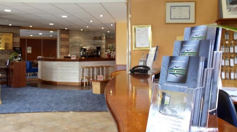 <b>Brit Hotel Saint Malo - Le Transat Restaurant</b>. Images powered by <a href="https://iceportal.shijigroup.com/" title="IcePortal" target="_blank">IcePortal</a>.
