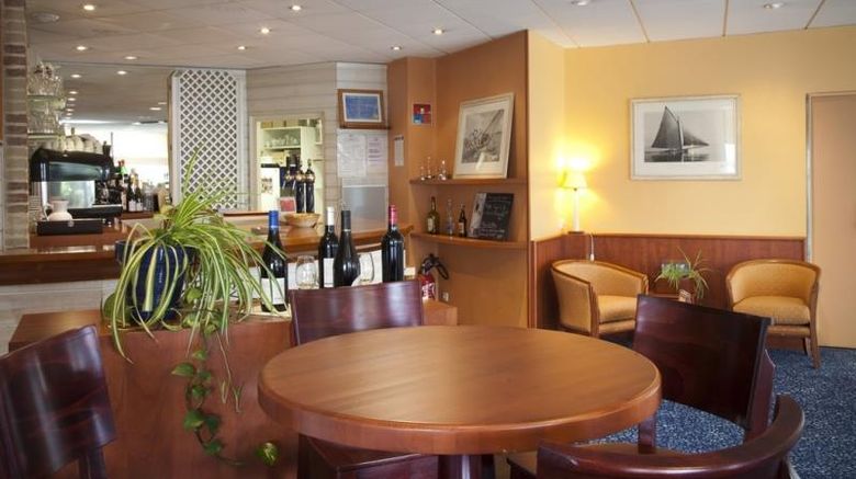 <b>Brit Hotel Saint Malo - Le Transat Restaurant</b>. Images powered by <a href="https://iceportal.shijigroup.com/" title="IcePortal" target="_blank">IcePortal</a>.
