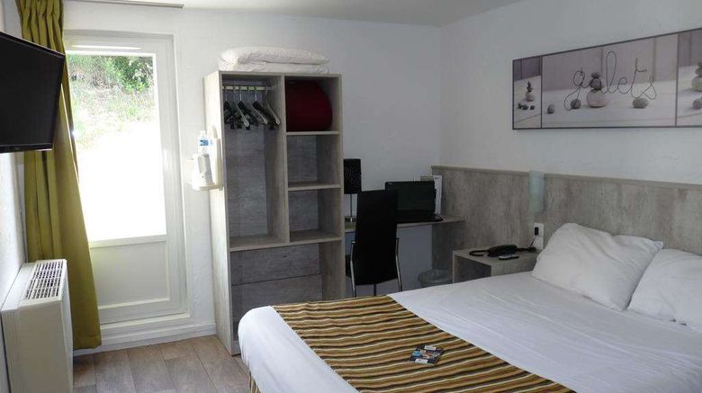 <b>Brit Hotel Bosquet Room</b>. Images powered by <a href="https://iceportal.shijigroup.com/" title="IcePortal" target="_blank">IcePortal</a>.