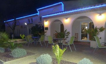 Brit Hotel Bosquet