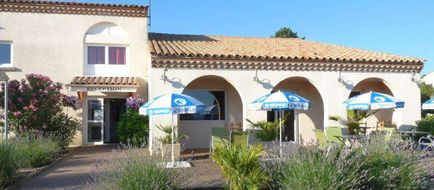 Brit Hotel Bosquet Exterior