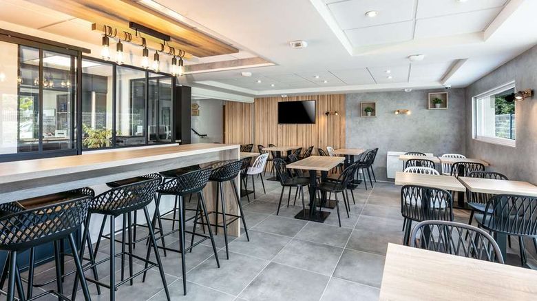 <b>Brit Hotel Iroise Brest Restaurant</b>. Images powered by <a href="https://iceportal.shijigroup.com/" title="IcePortal" target="_blank">IcePortal</a>.