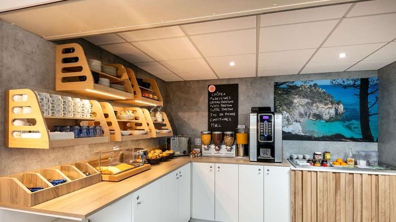 <b>Brit Hotel Iroise Brest Restaurant</b>. Images powered by <a href="https://iceportal.shijigroup.com/" title="IcePortal" target="_blank">IcePortal</a>.