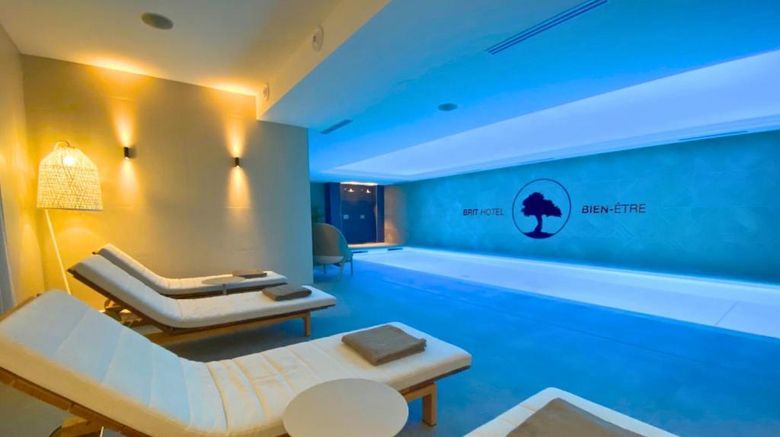 <b>Brit Hotel Du Parc Fougeres Spa</b>. Images powered by <a href="https://iceportal.shijigroup.com/" title="IcePortal" target="_blank">IcePortal</a>.