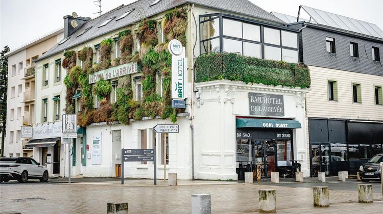 Brit Hotel L'Arrivee Guingamp Exterior