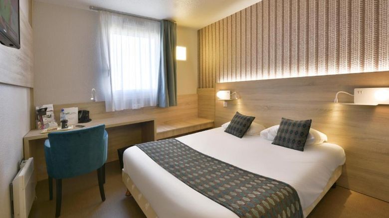 <b>Brit Hotel Au Relais Du Vern Room</b>. Images powered by <a href="https://iceportal.shijigroup.com/" title="IcePortal" target="_blank">IcePortal</a>.
