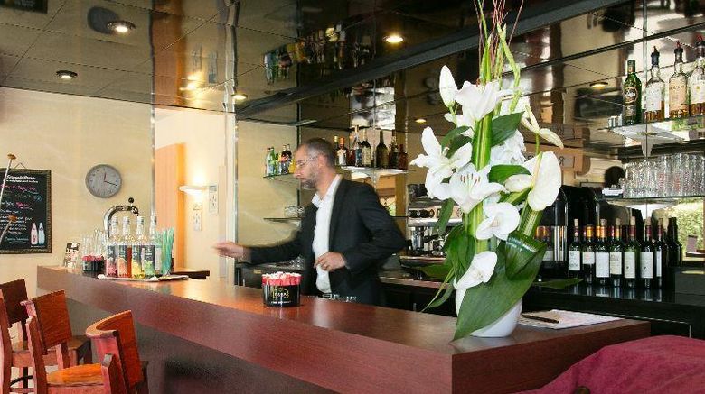 <b>Brit Hotel Bordeaux Airport Le Soretel Restaurant</b>. Images powered by <a href="https://iceportal.shijigroup.com/" title="IcePortal" target="_blank">IcePortal</a>.