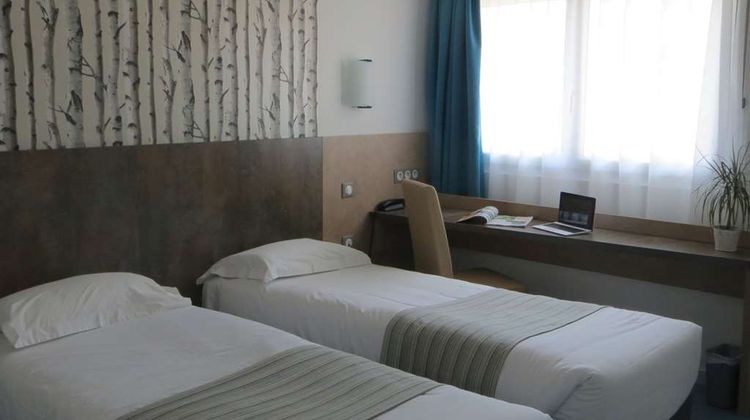 Brit Hotel Hermes Room