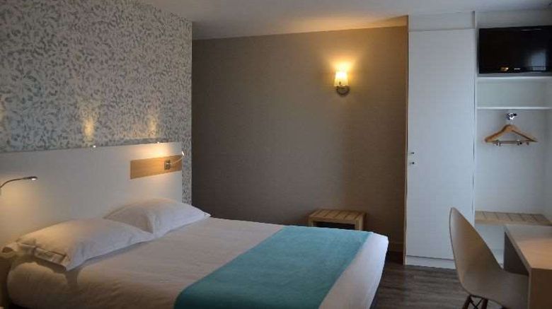 Brit Hotel Pornic Les Alizes Room. Images powered by <a href="https://iceportal.shijigroup.com" target="_blank" rel="noopener">Ice Portal</a>.