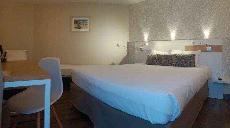 <b>Brit Hotel Pornic Les Alizes Room</b>. Images powered by <a href="https://iceportal.shijigroup.com/" title="IcePortal" target="_blank">IcePortal</a>.