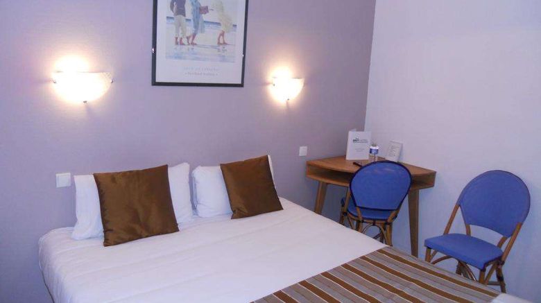 <b>Brit Hotel Hermitage Royan Room</b>. Images powered by <a href="https://iceportal.shijigroup.com/" title="IcePortal" target="_blank">IcePortal</a>.