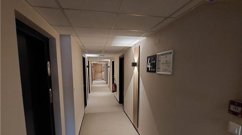 <b>Brit Hotel Le Relais Des 2 Rivieres Room</b>. Images powered by <a href="https://iceportal.shijigroup.com/" title="IcePortal" target="_blank">IcePortal</a>.