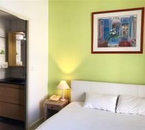 Hotel Aux Sacres Reims Centre Room