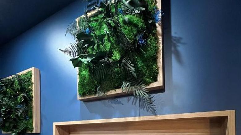 <b>Brit Hotel du Parc - Niort Lobby</b>. Images powered by <a href="https://iceportal.shijigroup.com/" title="IcePortal" target="_blank">IcePortal</a>.