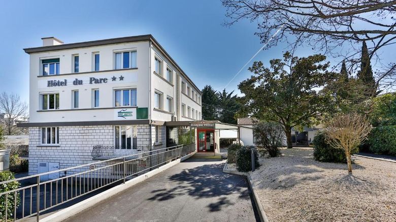 Brit Hotel du Parc - Niort Exterior. Images powered by <a href="https://iceportal.shijigroup.com" target="_blank" rel="noopener">Ice Portal</a>.