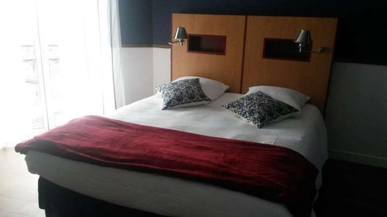 <b>Brit Hotel de Paris Room</b>. Images powered by <a href="https://iceportal.shijigroup.com/" title="IcePortal" target="_blank">IcePortal</a>.