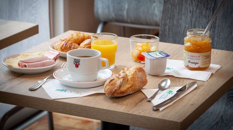 <b>Brit Hotel Saumur Restaurant</b>. Images powered by <a href="https://iceportal.shijigroup.com/" title="IcePortal" target="_blank">IcePortal</a>.