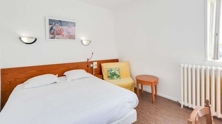 <b>Brit Hotel Notre Dame Room</b>. Images powered by <a href="https://iceportal.shijigroup.com/" title="IcePortal" target="_blank">IcePortal</a>.