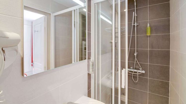 Brit Hotel Les Comtes de Champagne Room