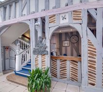 Brit Hotel Les Comtes de Champagne Lobby