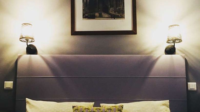 <b>Brit Hotel Les Acacias Room</b>. Images powered by <a href="https://iceportal.shijigroup.com/" title="IcePortal" target="_blank">IcePortal</a>.