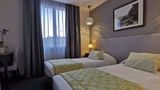 Brit Hotel Les Acacias Room