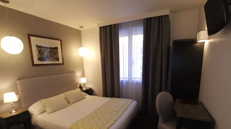 <b>Brit Hotel Les Acacias Room</b>. Images powered by <a href="https://iceportal.shijigroup.com/" title="IcePortal" target="_blank">IcePortal</a>.